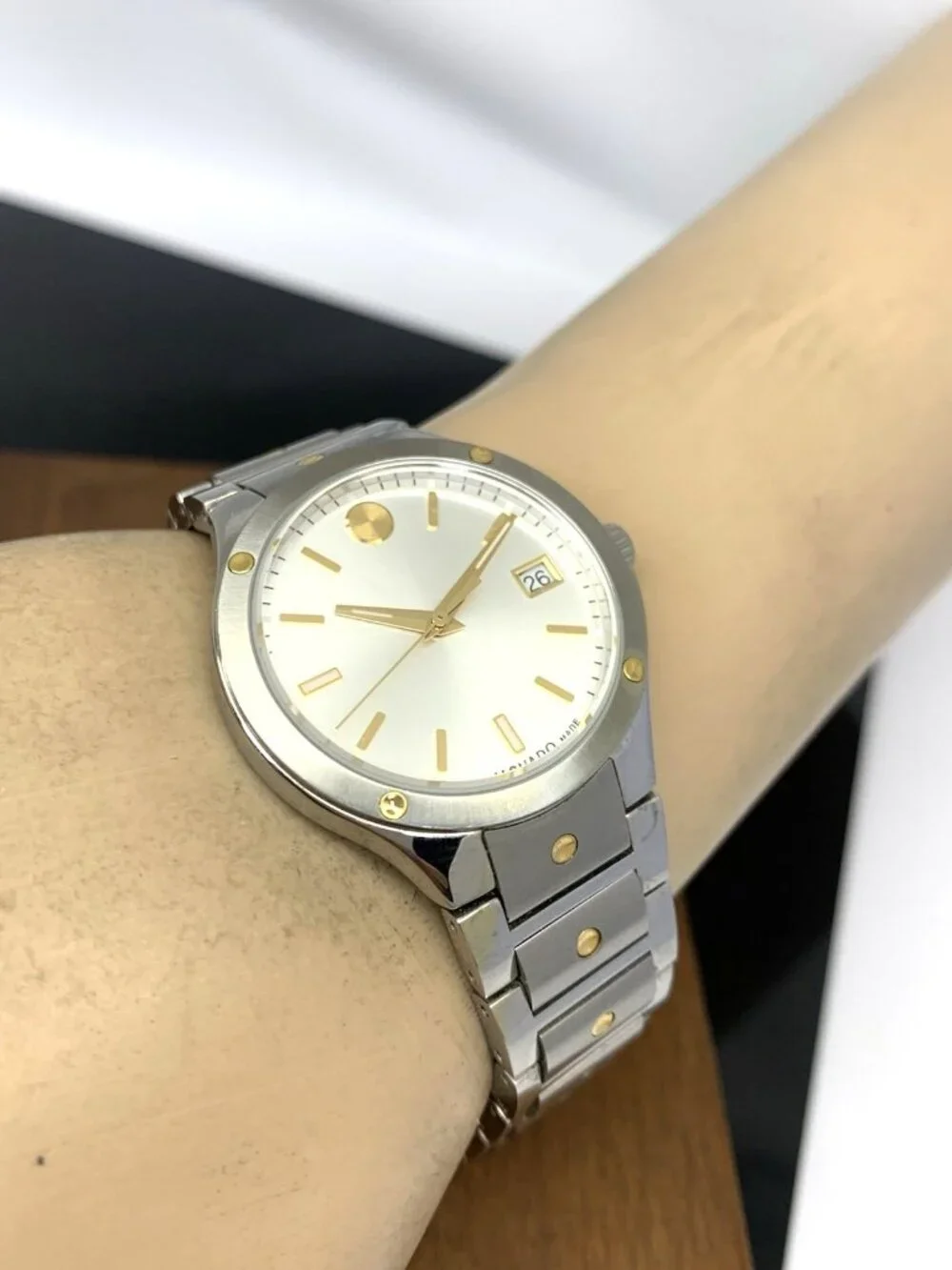 Movado SE Women's Watch 0607516 Swiss Quartz Two Tone Stainless Steel 32mm